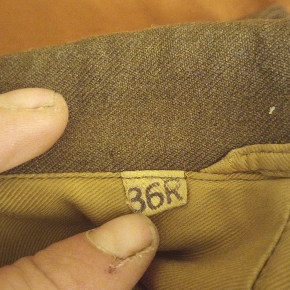 Elegant Brown Utility Jacket for Women - Picture 8 of 10